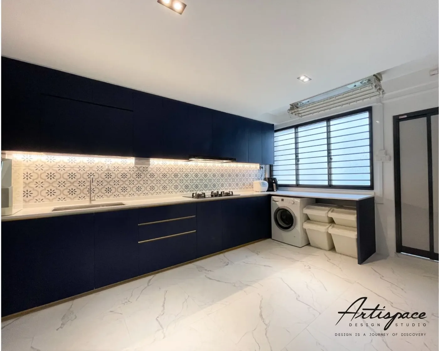 Bedroom interior design project in Singapore by ArtiSpace Design Studio